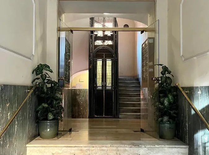 Gasthuis Domus Aeterna - Re Di Rome